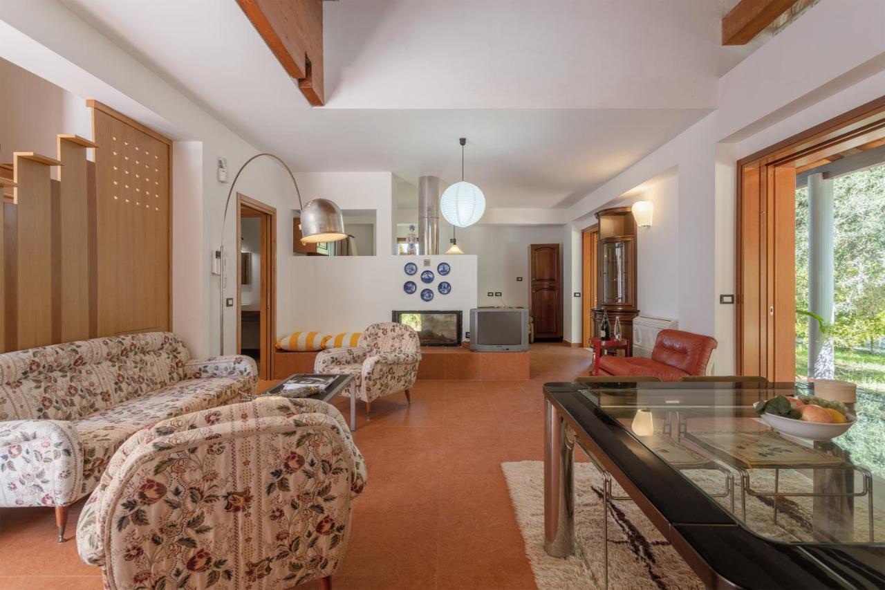 Villa Mendolia Ai Caracoli Termini Imerese Exterior foto