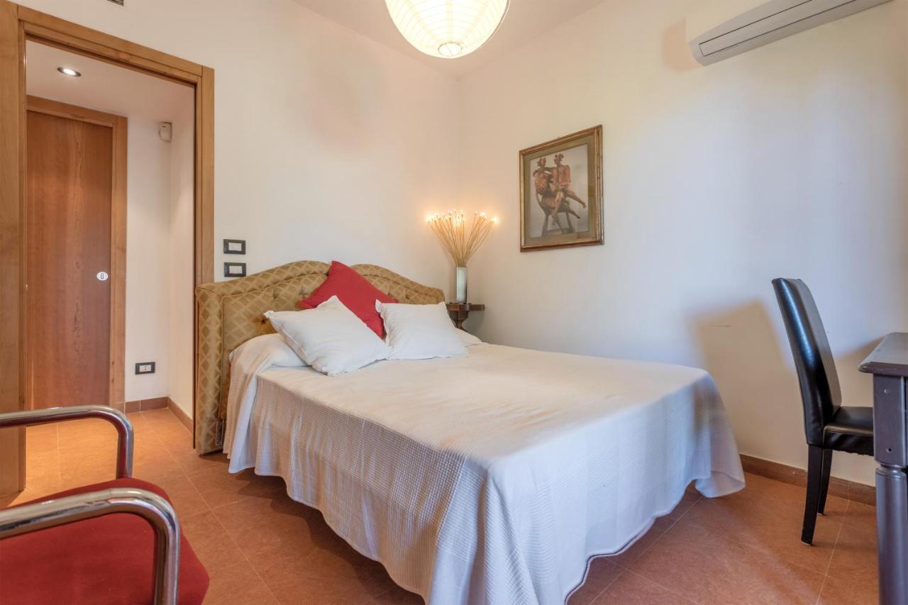 Villa Mendolia Ai Caracoli Termini Imerese Exterior foto